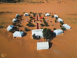Dounia Luxury Camp