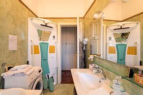 Elegante Rifugio sul Lago by Wonderful Italy