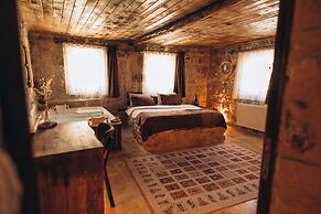 İsadora Cave Cappadocia