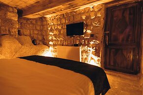 İsadora Cave Cappadocia