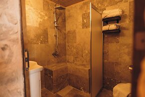 İsadora Cave Cappadocia