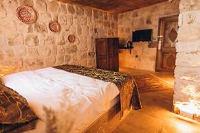 İsadora Cave Cappadocia