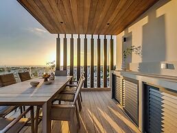 Sanders Olive Shared Pool Apartments