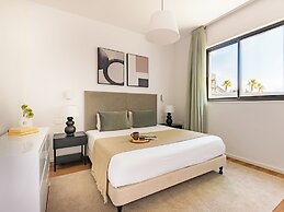 Sanders Olive Shared Pool Apartments