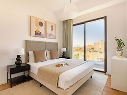 Sanders Olive Shared Pool Apartments