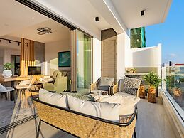 Sanders Olive Shared Pool Apartments