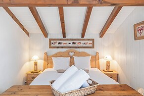 Cabane de la Delege -crans Montana- Amazing Views