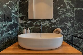 Oddino 3 by Wonderful Italy