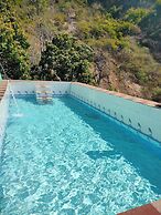 Maulyar Forest Resort