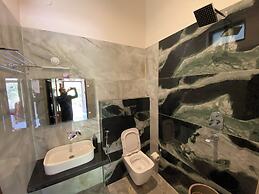 Maulyar Forest Resort