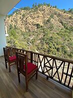 Maulyar Forest Resort