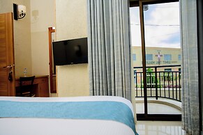 QUALITY INN HOTEL KIGALI