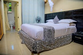 QUALITY INN HOTEL KIGALI