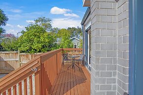 Style Serenity Townhouse with Parking