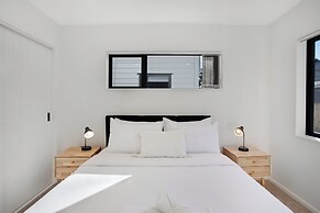 Style Serenity Townhouse with Parking