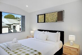 Style Serenity Townhouse with Parking