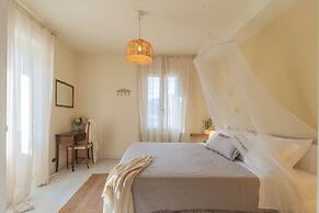 Linda Apartments in Como