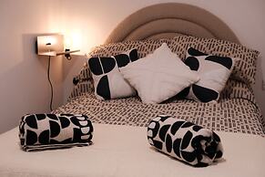 Stylish, Luxury Apartment Sleeps 4 - Southampton