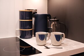 Stylish, Luxury Apartment Sleeps 4 - Southampton