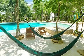 oasis yaaxlum