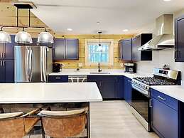The Pour House by Taylor Made Deep Creek