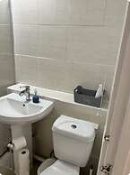 4 Guests - 10min Airport - N E C - Jaguar