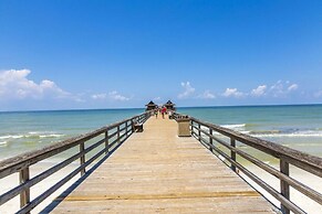 Sorrento Cabana: 1-Bedroom Cabana Near Vanderbilt Beach – Perfect for 