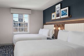 The Well House Hamilton, Tapestry Collection By Hilton