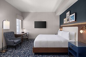 The Well House Hamilton, Tapestry Collection By Hilton