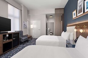 The Well House Hamilton, Tapestry Collection By Hilton