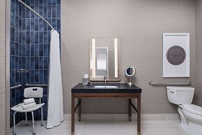 The Well House Hamilton, Tapestry Collection By Hilton