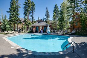 2 Bedroom Ski-in Condo at Mountain Thunder Lodge