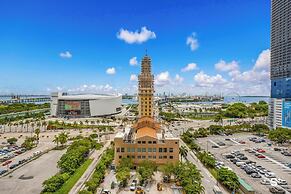 Stayplus Luxury Condo in Downtown Miami