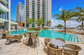 Stayplus Luxury Condo in Downtown Miami