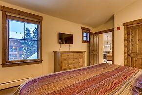 Ski-in Luxury Townhome at Mountain Thunder in Breckenridge