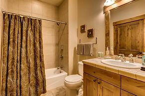 Ski-in Luxury Townhome at Mountain Thunder in Breckenridge