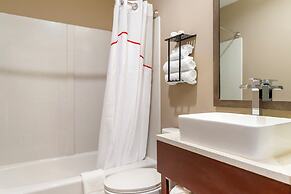 Red Roof Inn PLUS+ Jamaica, NY – JFK Airport