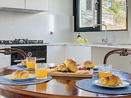 Sapphire Sands by Atlantic Holiday