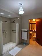 Hotel Altamira Suites