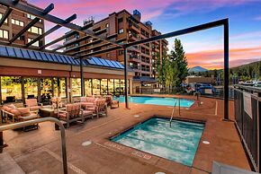 Comfortable 2-bedroom Village at Breckenridge Condo