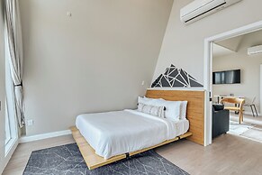 Stardust Big Bend Luxury A-Frames