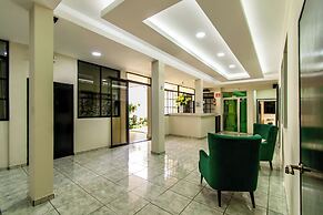 Lorenzo Hotel