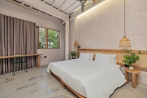 Botánica Manila by HOUSY HOST