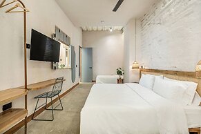 Botánica Manila by HOUSY HOST