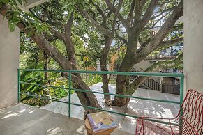 Botánica Manila by HOUSY HOST