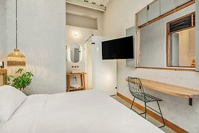 Botánica Manila by HOUSY HOST