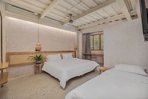 Botánica Manila by HOUSY HOST