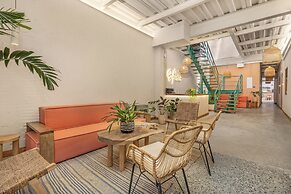 Botánica Manila by HOUSY HOST