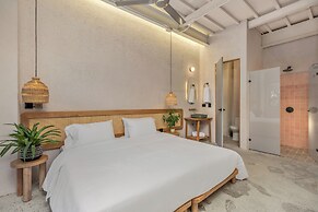 Botánica Manila by HOUSY HOST