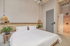 Botánica Manila by HOUSY HOST